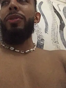 Snapshot of Alessandro__Rossi chatting on 02/24/25, 02:58 Alessandro Rossi online show from 02/24/25, 02:58