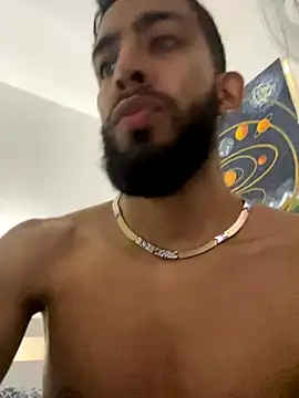 Snapshot of Alessandro__Rossi chatting on 09/14/25, 01:43 Alessandro Rossi online show from 09/14/25, 01:43