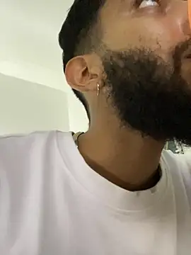 Snapshot of Alessandro__Rossi chatting on 10/08/25, 05:27 Alessandro Rossi online show from 10/08/25, 05:27