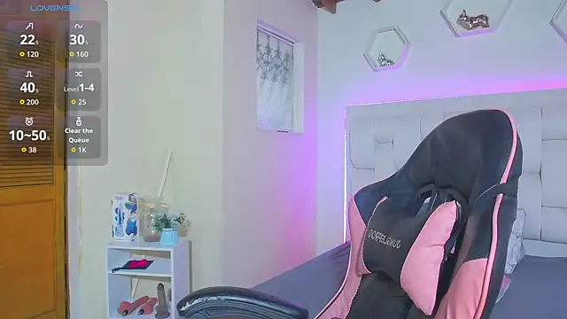 shanakendall online show from 10/27/25, 02:21