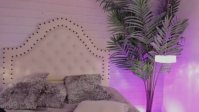  Eurekaa  online show from 01/21/25, 03:48