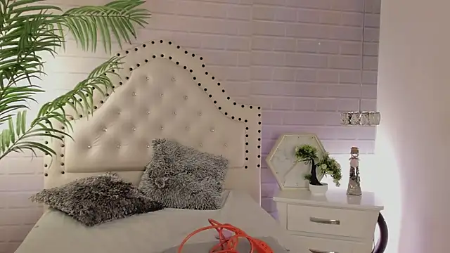  Eurekaa  online show from 02/28/25, 08:28