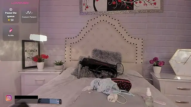  Eurekaa  online show from 09/28/25, 03:23