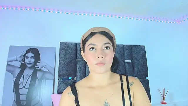 Snapshot of Natasharuso chatting on 09/30/25, 12:43 Natasharuso online show from 09/30/25, 12:43