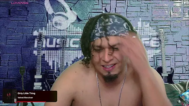 chino roz online show from 02/01/25, 03:18