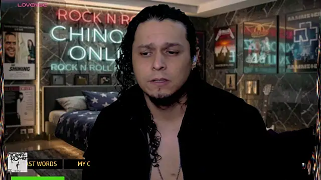 Snapshot of chino_roz chatting on 07/10/26, 08:18 chino roz online show from 07/10/26, 08:18