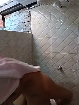 Latina sexy1 online show from 06/01/26, 12:40