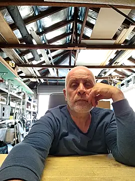 guywifi online show from 09/20/25, 03:18