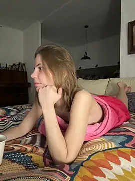 Snapshot of LeyaJohnson chatting on 11/24/25, 03:12 LeyaJohnson online show from 11/24/25, 03:12