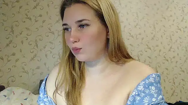 mmmPinUpGirl online show from 01/11/25, 09:57
