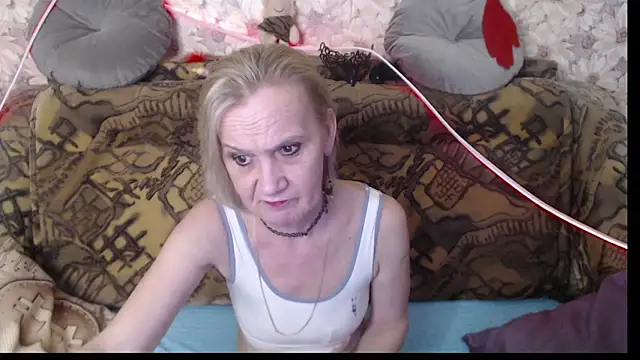 MissBekker online show from 12/17/24, 03:06