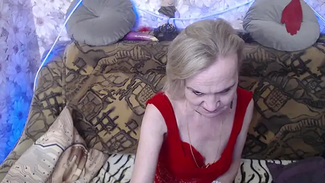 MissBekker online show from 02/02/25, 06:58