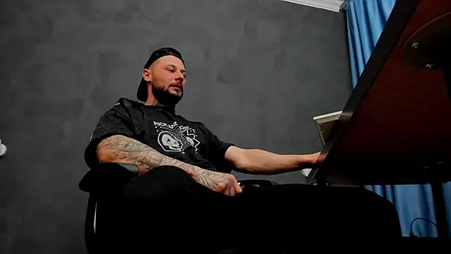 BrianHunts online show from 03/23/25, 06:16