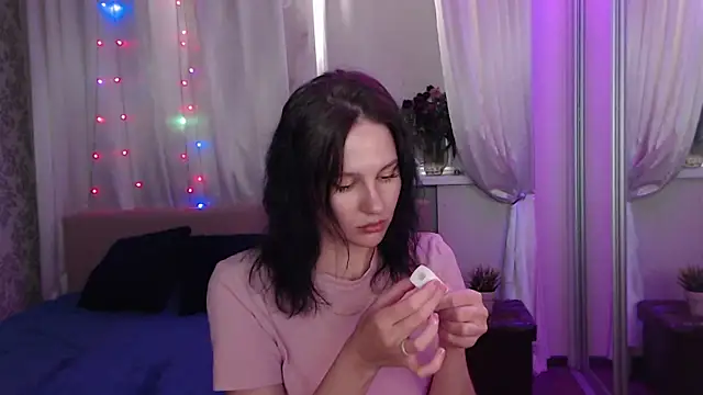 Snapshot of Zlata888 chatting on 06/21/26, 02:41 Zlata888 online show from 06/21/26, 02:41