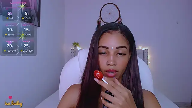 isa-bailey online show from 11/19/25, 10:10