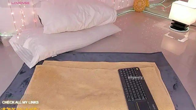 ohyesly  online show from 01/06/26, 10:08