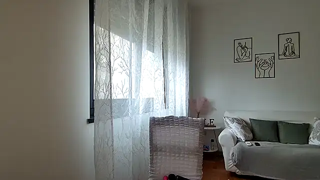 Daleliana online show from 04/02/26, 09:07