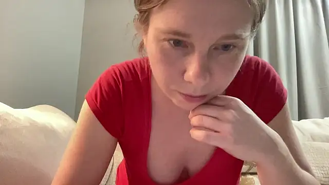 SweetLucy96 online show from 04/14/26, 09:54