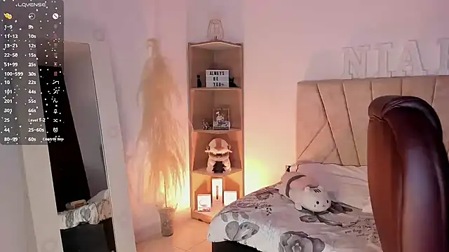  Niah  online show from 02/06/25, 08:13