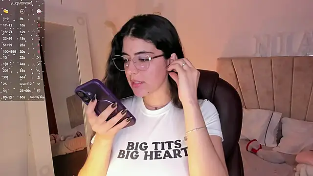  Niah  online show from 02/09/25, 12:17