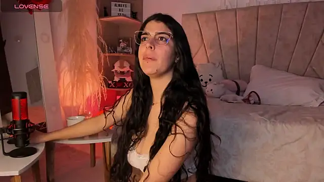  Niah  online show from 02/18/25, 09:20