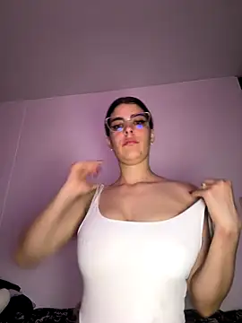  Niah  online show from 11/16/25, 01:11