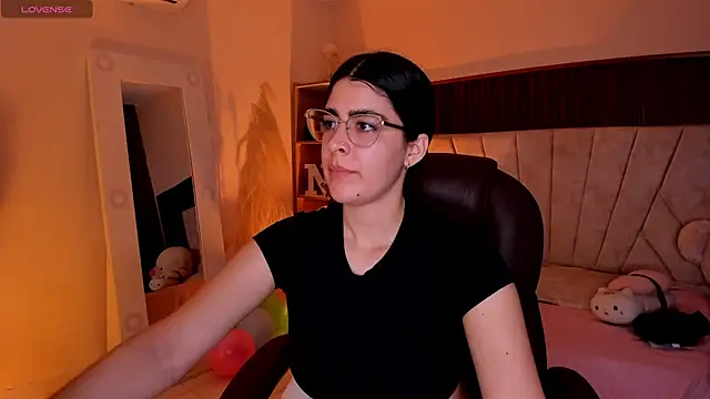  Niah  online show from 04/13/26, 09:20