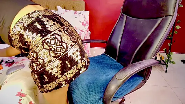 Naughty nightz online show from 02/15/25, 06:01