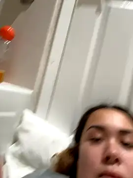 Snapshot of toxicamami chatting on 11/11/25, 09:15 toxicamami online show from 11/11/25, 09:15