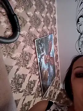 LeilaSaint online show from 12/02/25, 07:57