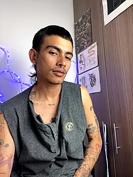 Snapshot of sorry-mom69 chatting on 12/02/25, 07:20 sorry-mom69 online show from 12/02/25, 07:20