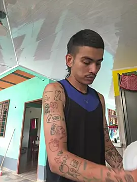 Snapshot of sorry-mom69 chatting on 01/12/26, 02:22 sorry-mom69 online show from 01/12/26, 02:22