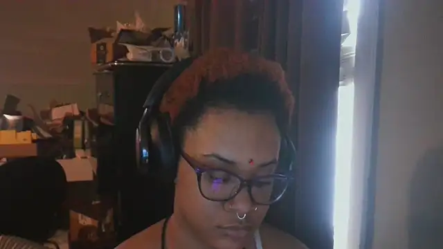 nickytheehawtie online show from 02/06/26, 06:22