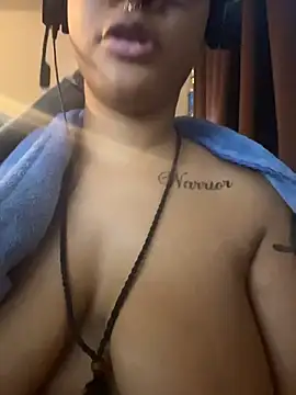 nickytheehawtie online show from 02/25/26, 09:24