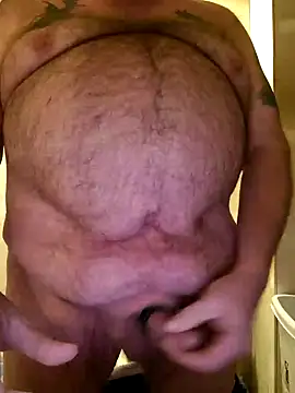 Snapshot of mrwizard4570 chatting on 12/26/24, 08:42 mrwizard4570 online show from 12/26/24, 08:42