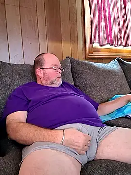 Snapshot of mrwizard4570 chatting on 01/08/26, 04:53 mrwizard4570 online show from 01/08/26, 04:53