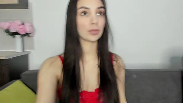 Snapshot of miss_emily_ chatting on 12/22/24, 01:11 miss emily online show from 12/22/24, 01:11