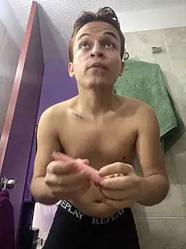 Leon Wild online show from 03/27/26, 10:20