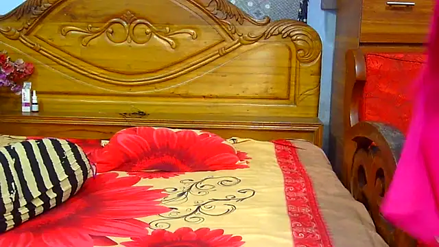 Snapshot of Daneldayna chatting on 03/02/25, 05:36 Daneldayna online show from 03/02/25, 05:36