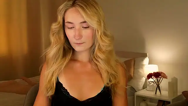 bella  rose online show from 07/24/26, 11:52