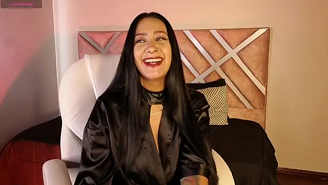  kelly hous36 online show from 02/04/25, 12:44