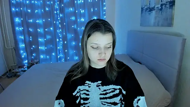 SoniNesti online show from 02/13/25, 12:21