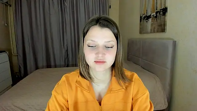 SoniNesti online show from 10/18/25, 03:13