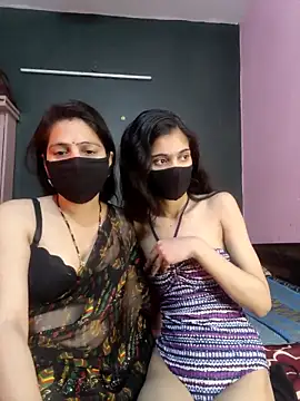 cutee  crazy online show from 02/08/26, 12:19