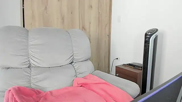 xspecialoomx online show from 05/02/26, 07:30