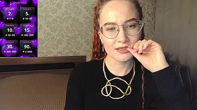 AgnesGraham online show from 02/21/25, 08:27