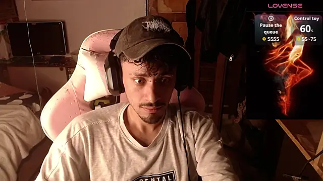 Snapshot of Apolo_S chatting on 02/05/26, 01:54 Apolo S online show from 02/05/26, 01:54