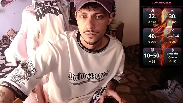 Snapshot of Apolo_S chatting on 02/20/26, 07:36 Apolo S online show from 02/20/26, 07:36