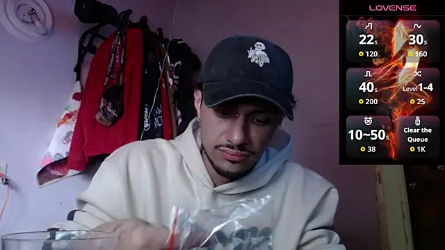 Snapshot of Apolo_S chatting on 02/22/26, 08:51 Apolo S online show from 02/22/26, 08:51