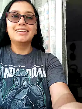 LauraRuiz1 online show from 09/11/25, 03:12
